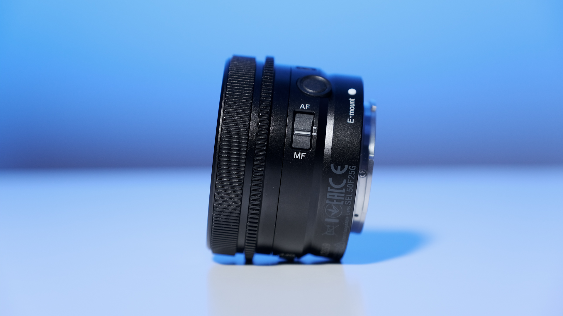 Hemos probado los nuevos objetivos compactos Sony de 24 mm, 40 mm