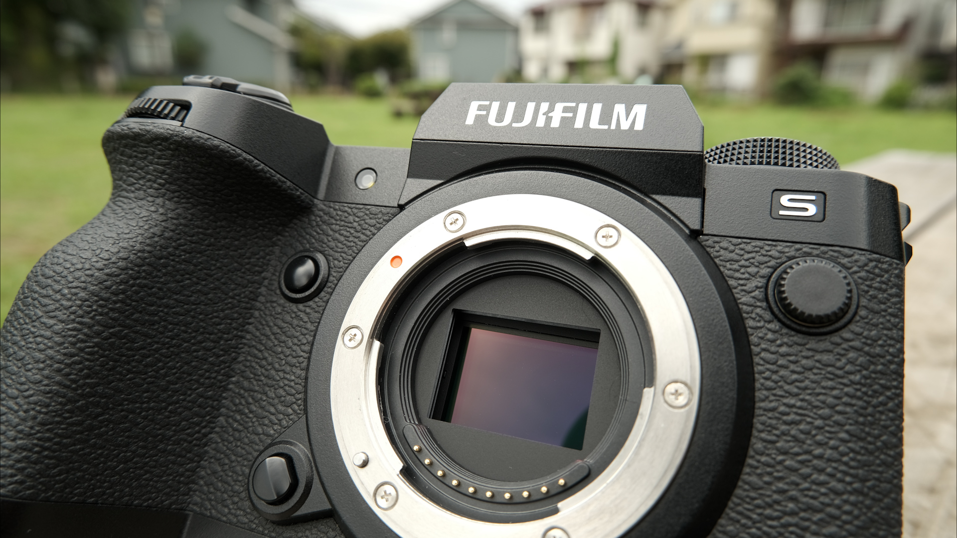 VISION 2023: Fujifilm's New Medium-Term Management Plan Gives Up Dreams to  Beat SONY and CANON? - Fuji Rumors