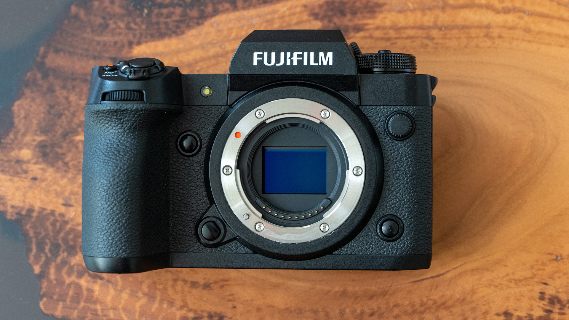 FUJI FILM デジタル一眼カメラ X-H2