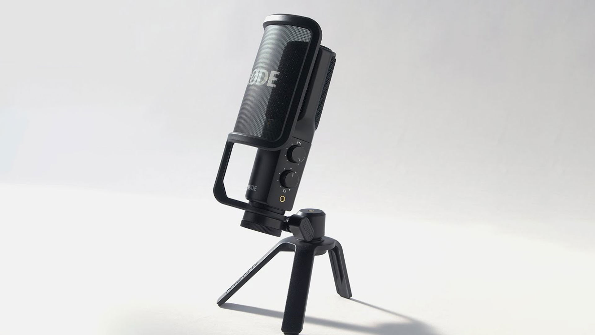 Ziekte Relatie trimmen RØDE NT-USB+ Introduced - A Professional USB Condenser Microphone | CineD
