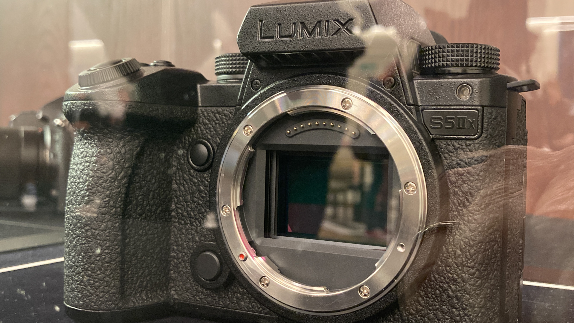 Top-Rated Panasonic Lumix S5 Gets Its First Update With Phase
