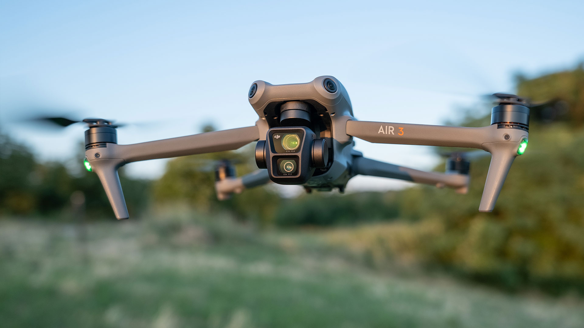 DJI announces the Mavic 3 Pro, the first-ever drone with three cameras:  Digital Photography Review