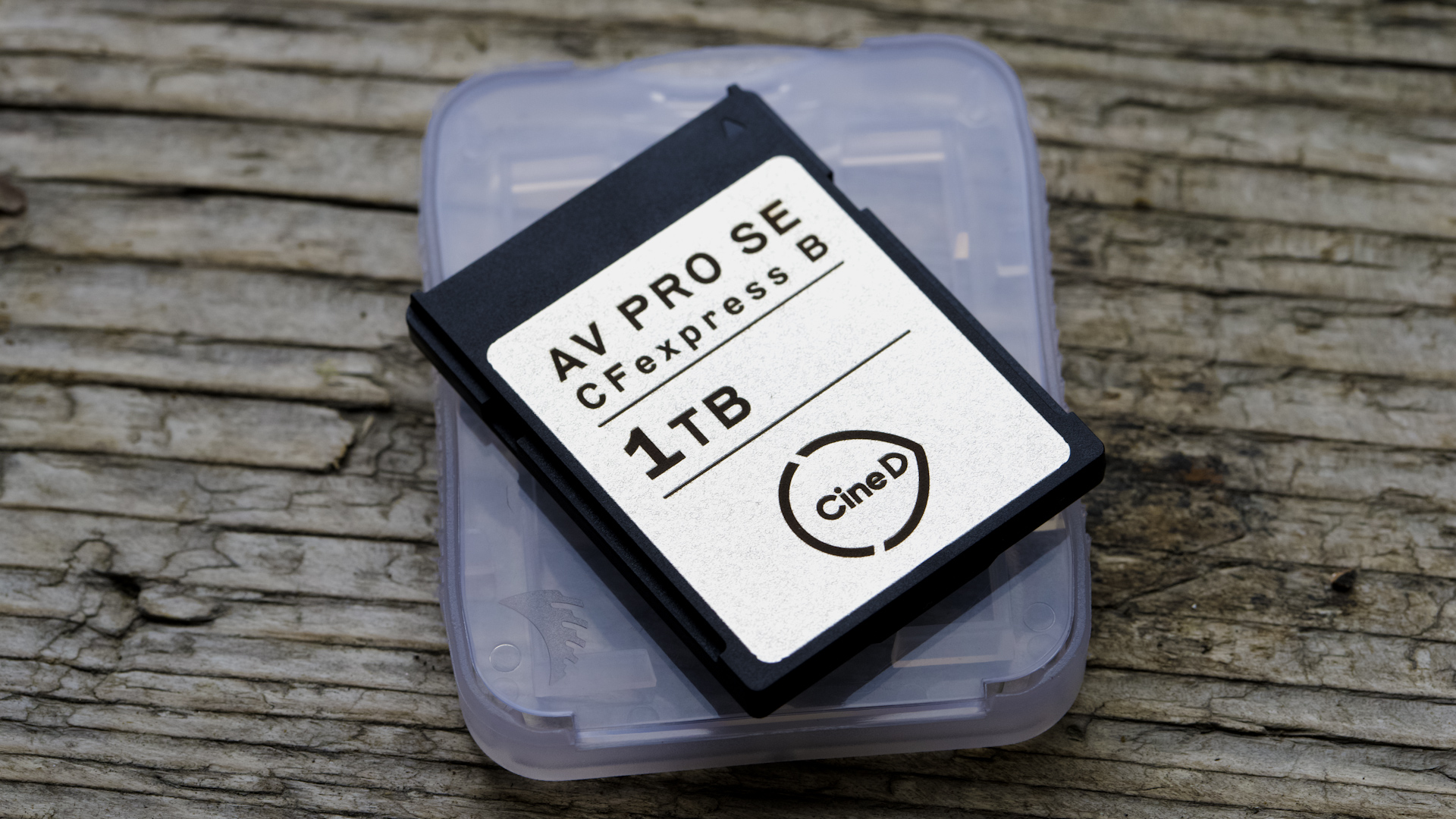 Last Chance – CineD Special Edition CFexpress Type B 1TB Card for $/€179.99 – Offer Ends Soon