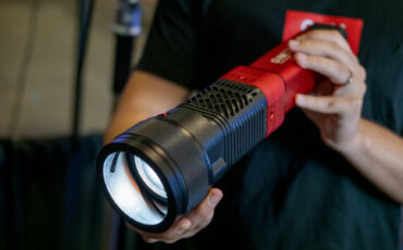 'GVM PocketLight PD60C RGBWW LED Light with Built-in Battery - First Look'