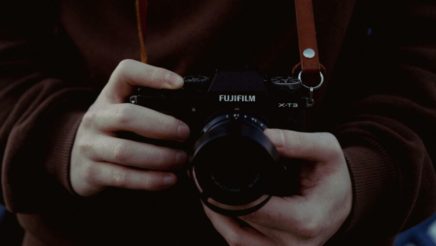 fujifilm xt-5 digital mirrorless camera