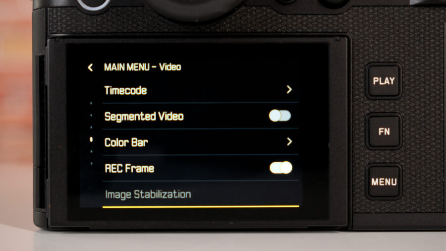 Working with a manual lens? Set you r lens focal length in the menu